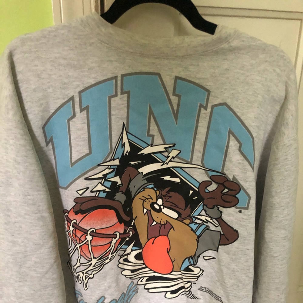 VINTAGE UNC CREWNECK
